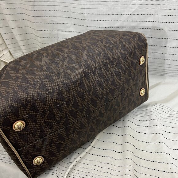 Authentic Michael Kors Grayson bag Large Size - Picture 3 of 6